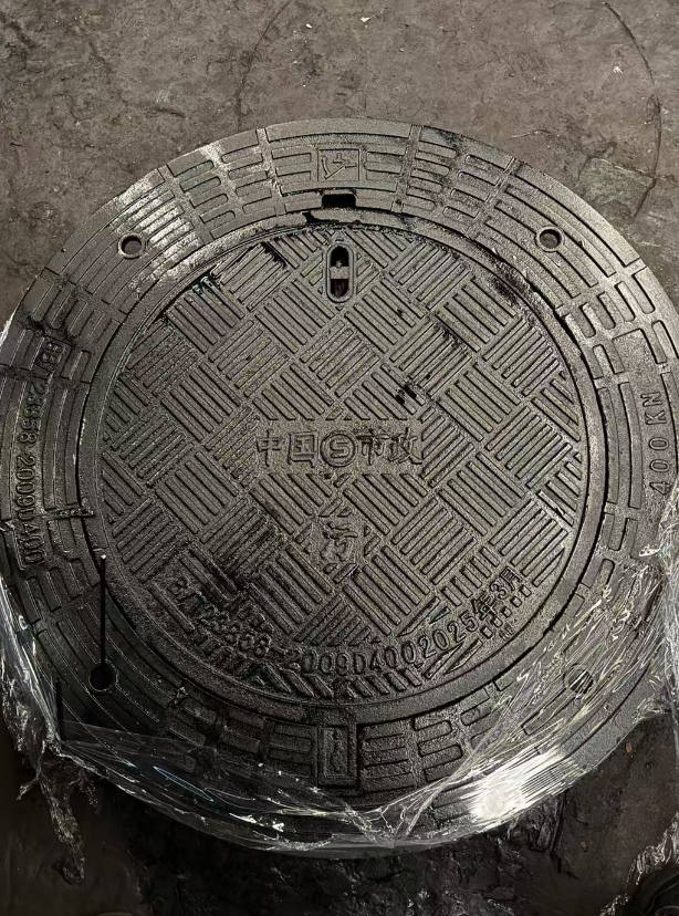 周矶管理区球墨铸铁防沉降井盖展示